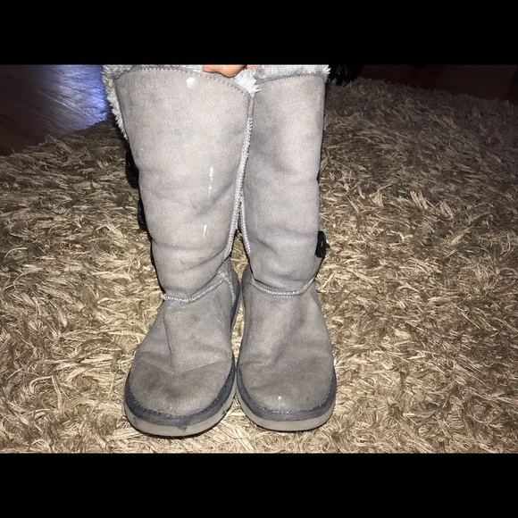 Ugg’s Boots 👢 🍁🍂 - Picture 4 of 8